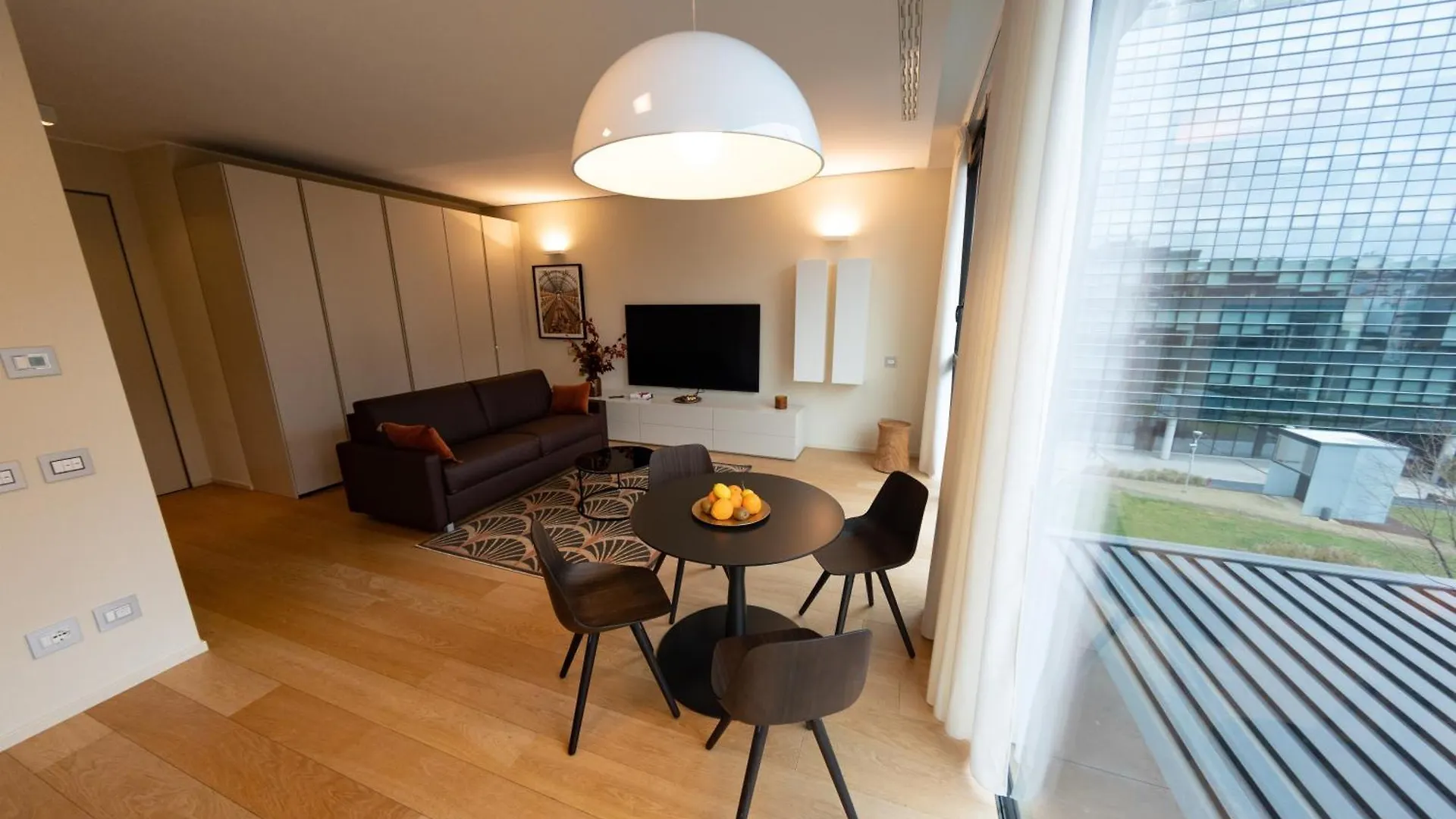 Lägenhet Vollihome Milano